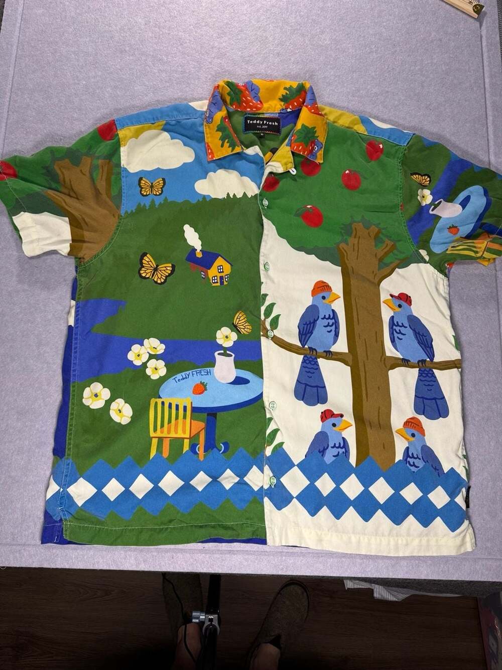 Teddy Fresh Heaven Camp Shirt Size XL Multicolor Graphic Button Up